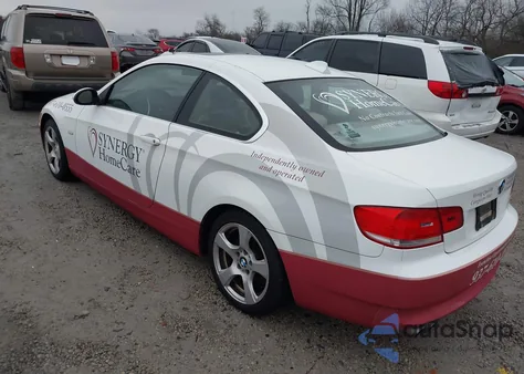 2009 BMW 328I xDrive z USA, uszkodzony, nr VIN WBAWC33579PU84499